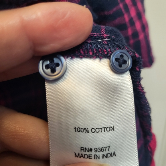 St. John's Bay Pink and Blue Plaid Button Down Shirt - Size S - Picture 4 of 4